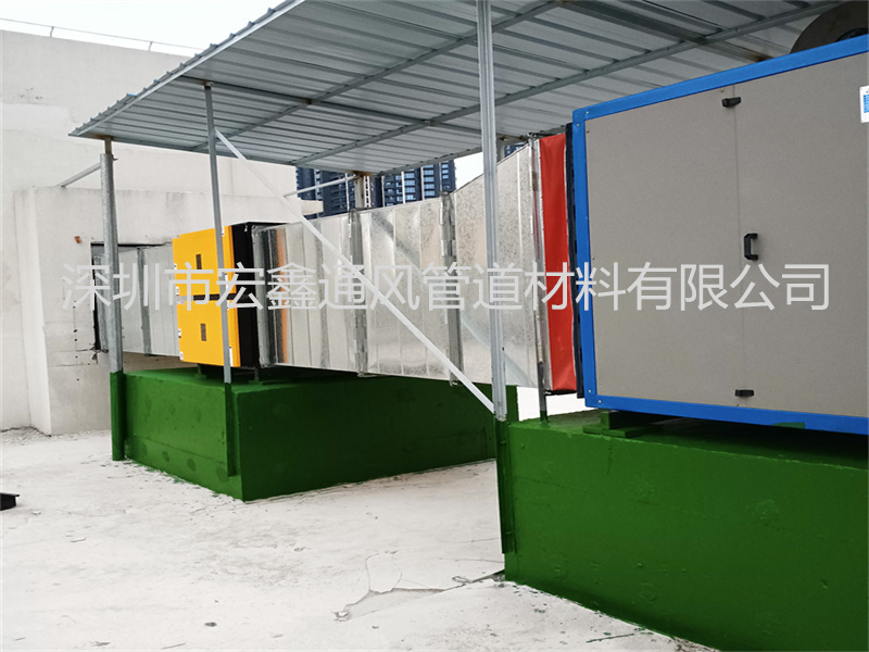 深圳龍崗大型商（shāng）業街公共排油煙（yān）管道安裝工程案例